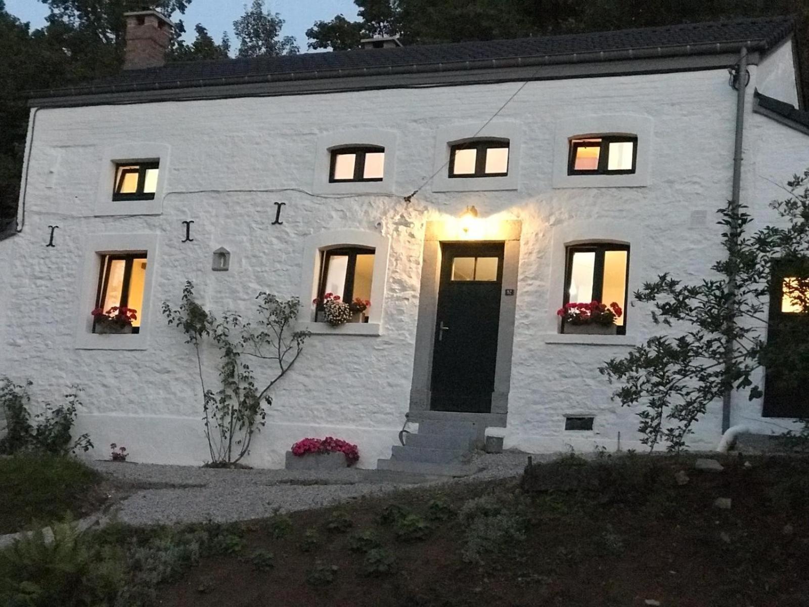 La Petite Maison Blanche Wanze エクステリア 写真