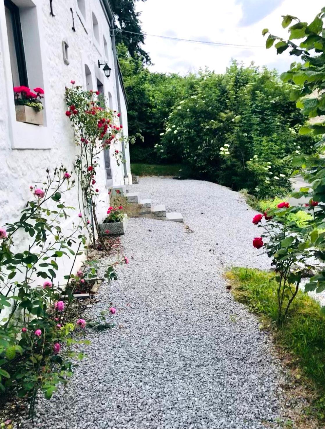 La Petite Maison Blanche Wanze エクステリア 写真