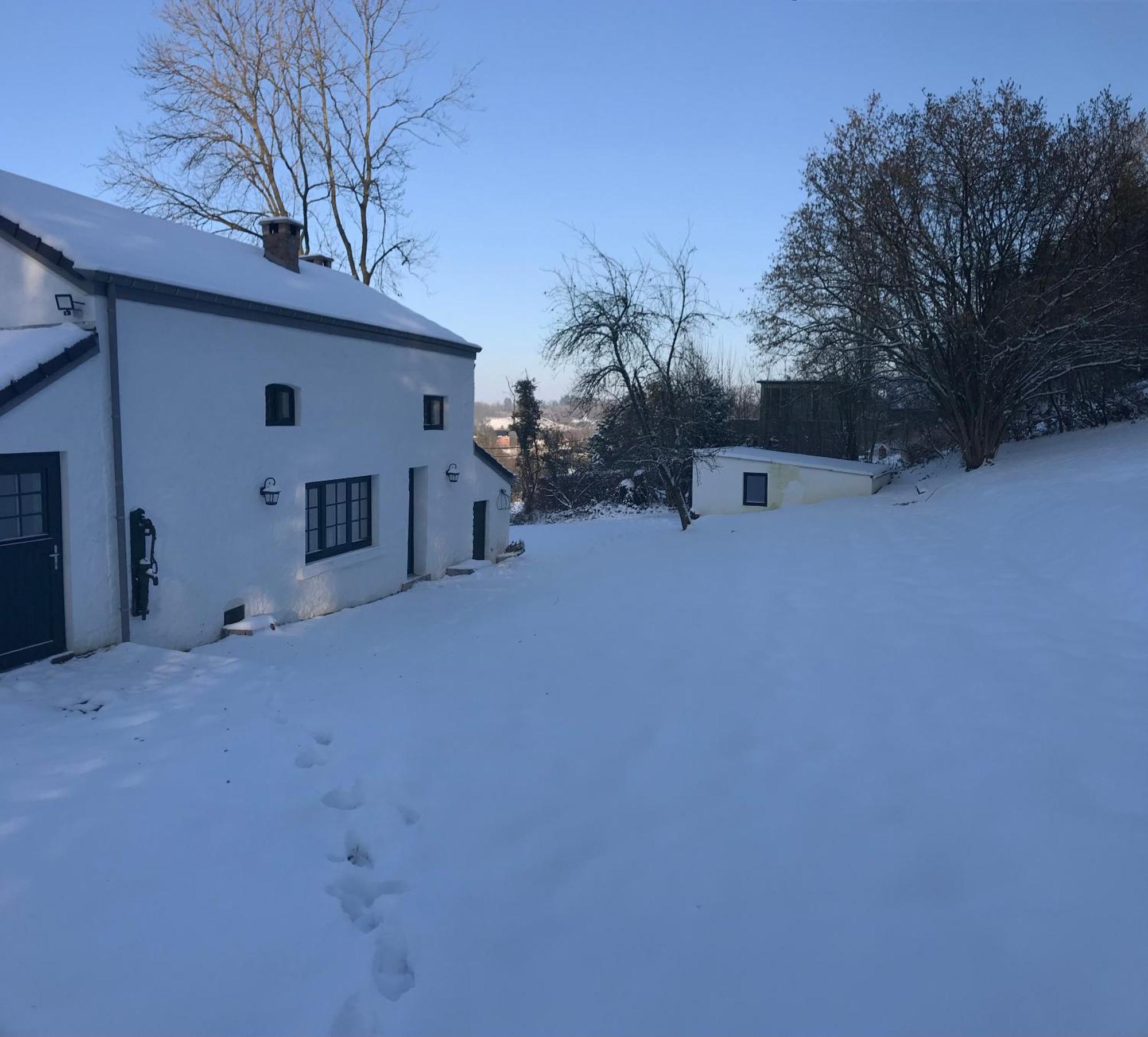 La Petite Maison Blanche Wanze エクステリア 写真